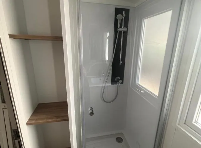 캠프장 Mobilhome 4 Etoiles Narbonne-plage *