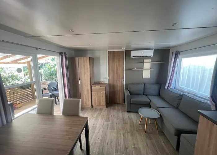 캠프장 Mobilhome 4 Etoiles Narbonne-plage